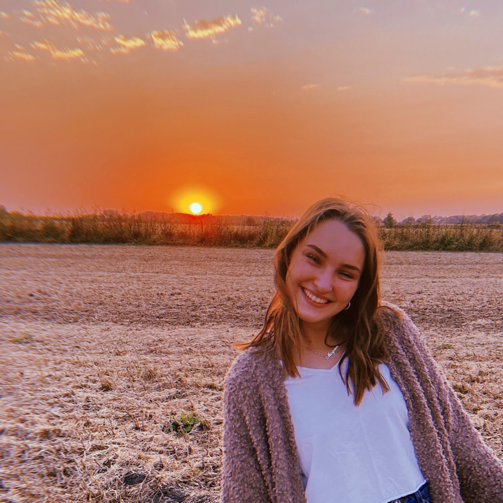 Meet your Posher, Megan